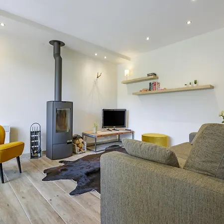 In Fays With Garden * Gros-Fays